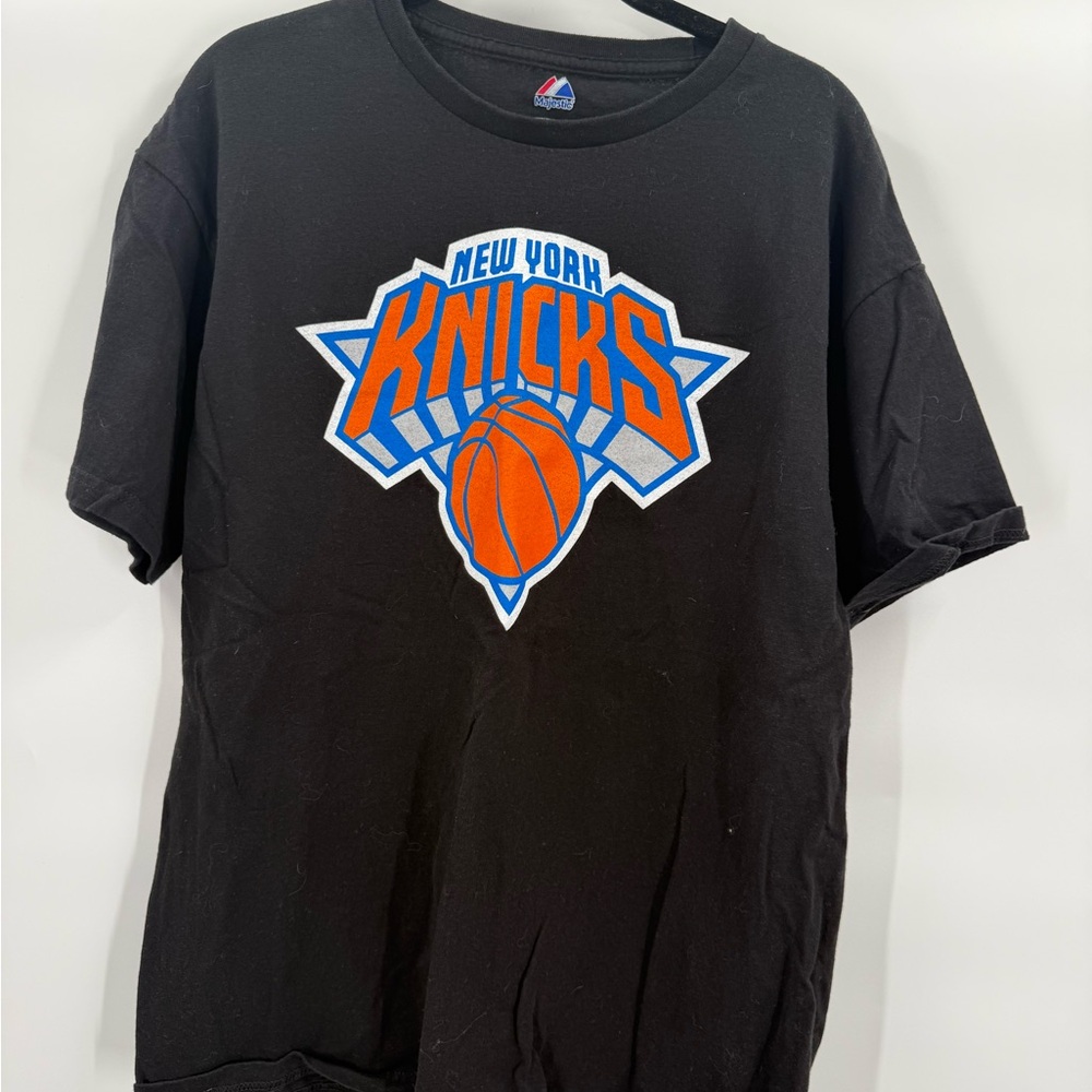 Vintage New York Knicks Majestic Tee (#17 with Chinese Character)